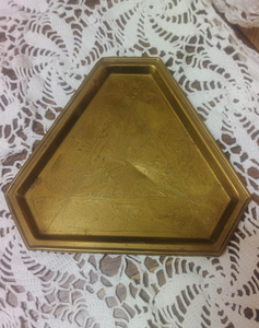 Plato de Presentación de Metal de Último Diseño, Chapado en Oro, Decorativo para Restaurante, Hecho a Mano al por Mayor - Product Image 3