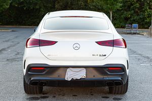 Mercedes-AMG GLE 63 S Coupé 2021, boîte automatique, titre propre, sans accident, faible kilométrage, prêt à être expédié - Product Image 4