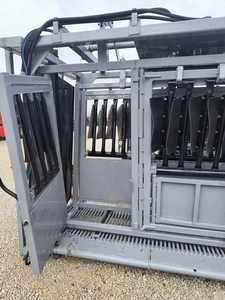 รางจับวัวไฮดรอลิกแบบใหม่พร้อมปั๊มและเครื่องยนต์สำหรับใช้ในร้านค้าปลีก - Product Image 5