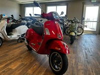 Nueva Motocicleta Scooter-Moped GTS Super 300 Sport 2026 para Ensamblar