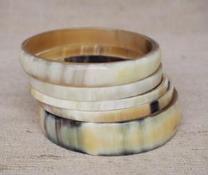 Nuevo y elegante conjunto de brazaletes de cuerno de búfalo hechos a mano y materiales únicos, accesorio de moda usado para artesanías de ágata para mujeres y niñas - Product Image 3