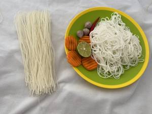 Nouilles de riz séchées vietnamiennes traditionnelles, de qualité supérieure, best-seller, sans gluten, saines et parfaites pour la cuisine quotidienne - Product Image 4