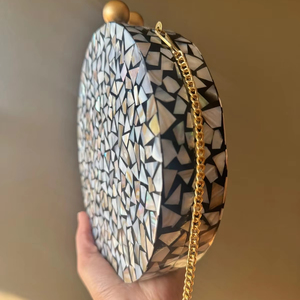 กระเป๋าคลัทช์ไข่มุกพร้อมสายโซ่ปรับระดับได้สำหรับงานแต่งงานของผู้หญิงหรือในโอกาสที่เป็นทางการ - Product Image 1