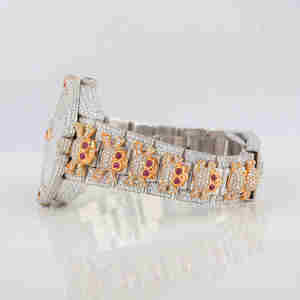 Elegante Reloj de Lujo con Diseño de Calavera con Diamantes de Imitación, Estilo Hip Hop, Único, 36 mm, Resistente al Agua, Correa de Acero Inoxidable - Product Image 3