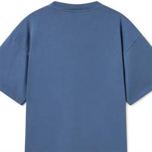 Camiseta holgada de gran tamaño para hombre, estilo relajado, perfecta para uso diario, estilo callejero y atuendos informales - Product Image 5