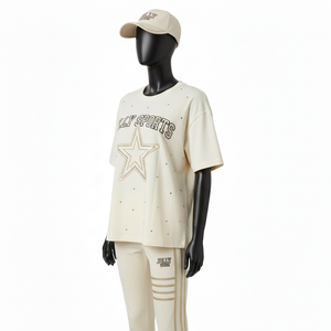 Ensemble femme de haute qualité en coton doux 200 GSM, legging élastique en spandex, crème beige, panneau poitrine étoile, logo pierre - Product Image 1