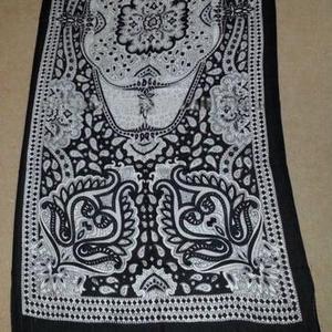 High Quality New Print <b>Pashmina</b> Shawl for Spring Season - Product Image 1