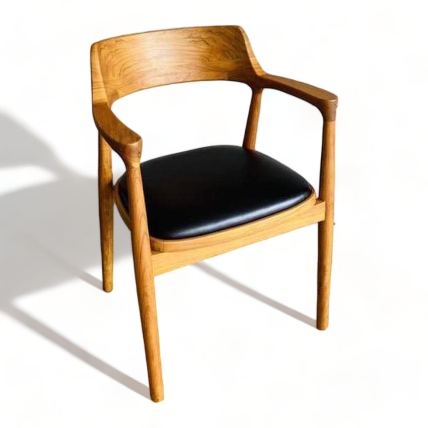 ไม้เนื้อแข็งอื่นๆพร้อมเบาะ