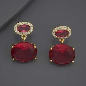 Boucles d'oreilles pendantes chics pour les soirées, en alliage de zinc - Product Image 1