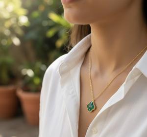 Collier en argent sterling 925 plaqué or minimaliste fait à la main avec pierre précieuse en onyx vert naturel pour femme, cadeau de naissance ou de mariage de décembre - Product Image 3