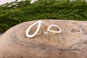 925 Sterling Silver Best Beautiful Stud Earring Cadeau de bijoux faits à la main pour son anniversaire Bijoux en gros PAR CASA DE PLATA. - Product Image 2