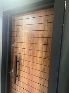 304สแตนเลสหน้าประตูด้านนอกที่ทันสมัยเปิดด้วยตนเองพื้นผิวสำเร็จรูปจากผู้ผลิตตุรกี - Product Image 6