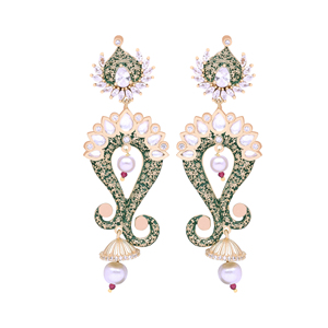 Boucles d'oreilles plaquées or mat Imitation AD antique Bijoux de mode directs personnalisés en laiton pour les mariages et les événements de perles - Product Image 2