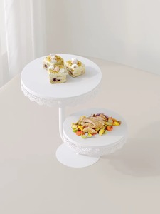 ที่วางเค้กทำจากไม้และเรซิ่นที่ตกแต่งอย่างหรูหราแท่นวางขนมหวานสำหรับงานเลี้ยงวันเกิดงานแต่งงานและห้องครัวในบ้านแบบทันสมัยใช้จากอินเดีย - Product Image 4