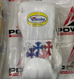 Prix de gros, qualité supérieure, gants de boxe sur mesure, cuir de vache véritable, avec un design unique de gants de boxe Chrome Heart - Product Image 5