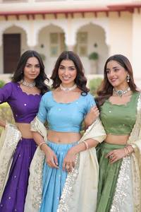 Lehenga tendance et exclusif, de créateur, extensible, réversible, pour les fêtes, look de mariage, travail lourd en sequins dorés, broderie zari - Product Image 3