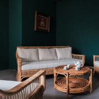 Banc en rotin méticuleusement tissé de meilleure qualité avec cadre en rotin massif. Vente en gros de meubles en rotin naturel au Nhatminh Vietnam
