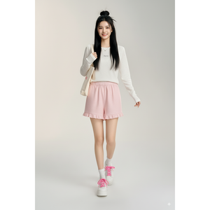 กางเกงขาสั้นเอวยางยืดขอบระบายผ้าถักลายริบสำหรับผู้หญิง น้ำหนักเบา สไตล์มินิมอลลำลอง ผู้ผลิตเสื้อผ้า - Product Image 1