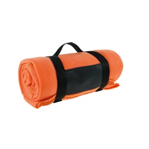 Manta de Viaje Personalizada de Felpa Burk, Accesorios Personalizados - Product Image 4