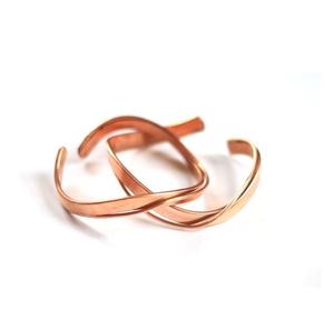 Artisan made <b>copper</b> <b>bracelet</b> created for global trade emphasizing traditional skills and consistent export quality standards - Product Image 6