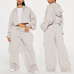Ensemble de survêtement décontracté d'hiver pour femmes, taille plus, logo personnalisé, OEM, séchage rapide, écologique, 100% coton, coupe régulière, short à capuche - Product Image 5