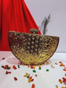 Trending Design Ladies Party Ware Bolso Moda Metal MOP Clutch Madre Perla Piedra Trabajo Bordado Adorno Hombro - Product Image 3