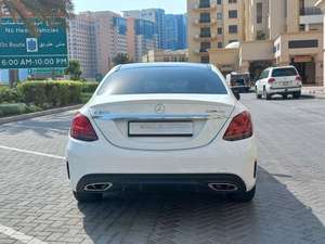 Sedán de Lujo Usado 2024, Volante a la Izquierda, Tracción Delantera, Asientos de Cuero, Control de Crucero, Techo Panorámico, Visión Trasera 360° Oscura - Product Image 5