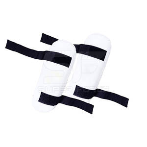 Vente de gros Protège-tibias pour les écoles de Muay Thai, MMA, Kickboxing, Gym et Arts martiaux Protège-tibias réglables avec crochet et boucle - Product Image 3