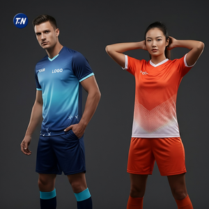 Maillots de football d'équipe avec logo personnalisé - 100% polyester, impression numérique, col en V, manches courtes, tissu extensible quadridirectionnel, respirant, devant/arrière - Product Image 4
