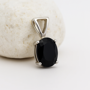 สร้อยคอจี้เงินแท้ 925 สไตล์มินิมอล ประดับพลอยแบล็คออนิกซ์ทรงรี ชุบโรเดียม เหมาะสำหรับเป็นของขวัญ ใส่ได้ทุกวัน จี้สวยงาม - Product Image 5