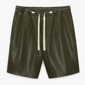 Pantalones Cortos de Cuero Suave para Hombre con Tela Premium, Movimiento Fácil, Frescura y Comodidad, Perfectos para Moda Casual y Actividades al Aire Libre - Product Image 5