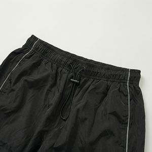 Survêtements coupe-vent légers et résistants à l'eau sur mesure pour hommes avec doublure en filet, passepoil et cordon de réglage pour le sport masculin - Product Image 6