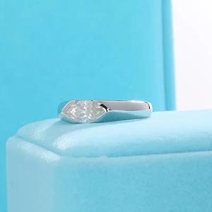 925 Sterling Silver East West Marquise Cut Moissanite Solitaire Bagues De Fiançailles Personnalisé En Gros Bijoux Pour Les Femmes - Product Image 3
