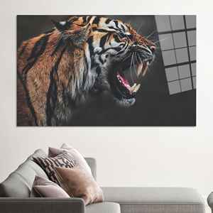 Arte de pared en lienzo de tigre rugiente - Decoración impresa de un feroz depredador de la selva, arte en vidrio templado - Product Image 1