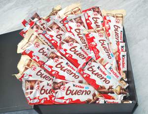 Para Kinder Joy, forma sólida, relleno de galletas, Chocolate para huevo sorpresa con juguete y dulces, muestra gratis ofrecida, MOQ 1 caja - Product Image 4