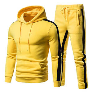 Trajes de chándal de invierno para hombre hechos a medida al por mayor 100% poliéster Logo capucha patrón sólido estilos de diseñador opciones de tamaño personalizado - Product Image 1