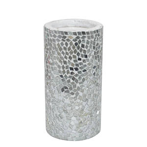 เชิงเทียนโลหะสไตล์มินิมอล ดีไซน์หรูหรา สำหรับตกแต่งโต๊ะและของตกแต่งบ้าน - Product Image 3