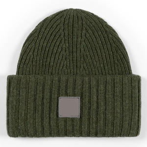 Gorro de Invierno de Punto Unisex de Lana con Puño, Bordado 3D de Alta Calidad, Poliéster/Algodón, Personalizable con Camuflaje - Product Image 1