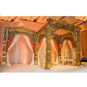 Dernier ensemble de Mandap de mariage Bollywood ensemble de Mandap d'or de mariage hindou du Royaume-Uni haut ensemble de Mandap de mariage indien élégant de Zermani - Product Image 1