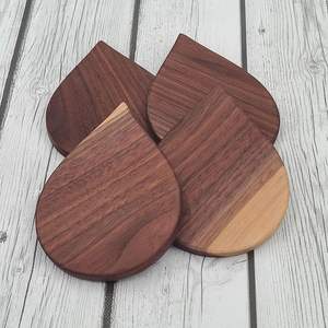 Posavasos de madera natural de calidad clásica hechos a mano Rendimiento duradero para oficinas en el hogar o restaurantes - Product Image 4