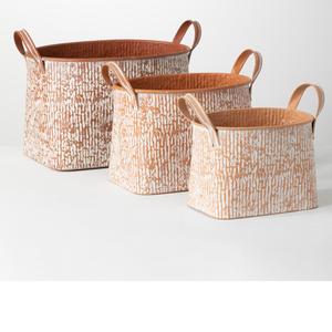 Jardinières décoratives en métal avec motifs complexes adaptés à la culture de plantes d'intérieur avec style - Product Image 2