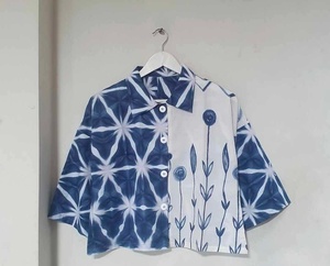 Camisa Hawaiana para Hombre con Estampado Shibori, Hecha a Mano, Manga Corta, Cuello Camisero, Abotonada, para Vacaciones en la Playa, Estilo Casual - Product Image 1