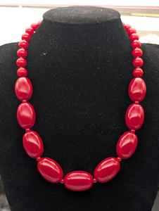 Collar de Resina de Alta Calidad, Diseño Moderno, Hecho a Medida, a Buen Precio - Product Image 2