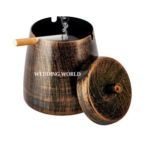 Cenicero de madera de lujo Forma cuadrada Hotel y Barware Cenicero de mesa Calidad Premium Nuevo Cenicero de madera - Product Image 2