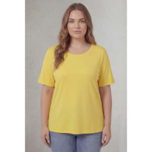 T-shirt col rond grande taille jaune - Product Image 1
