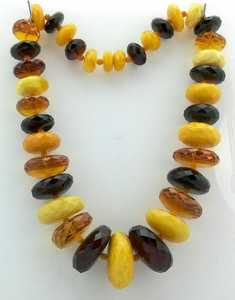 Collier en cristal de résine de qualité supérieure pour femmes, bijoux de fête, pendentifs de mode, colliers de mode, bijoux de mode - Product Image 1