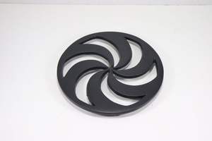 Soporte para ollas con forma de rueda, hecho de hierro de alta calidad. - Product Image 6