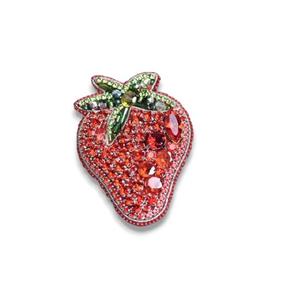 Fraise avec broche brodée en cristal Broderie à la main et broche de mode perlée en fil de lingot - Product Image 1