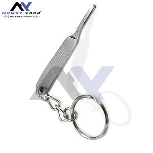 Porte-clés en forme de scalpel miniature, instruments chirurgicaux, porte-clés en acier inoxydable, outil médical de précision - Product Image 4