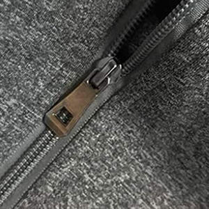 Survêtement de sport décontracté pour homme en polyester uni, jogging à fermeture éclair intégrale pour l'automne, avec tissu respirant et prix abordable - Product Image 4